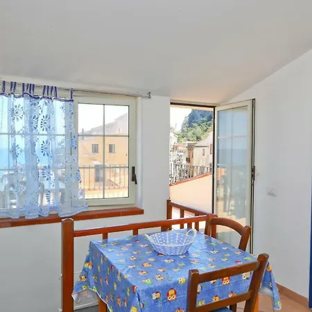 Terrazza Piazzetta Piazza Francesco Crispi * Cefalù