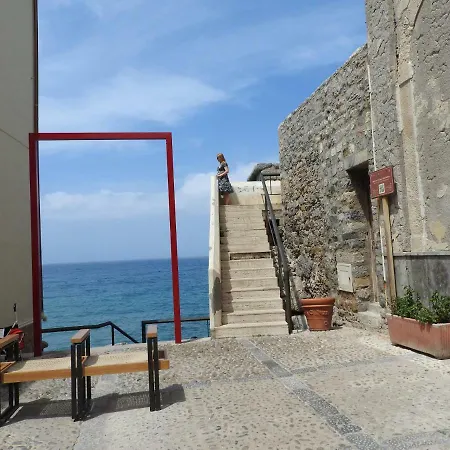 Terrazza Piazzetta Piazza Francesco Crispi Cefalú
