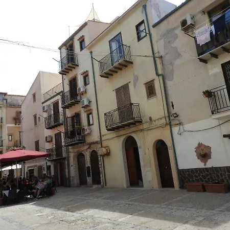 Terrazza Piazzetta Piazza Francesco Crispi Casa vacanze *