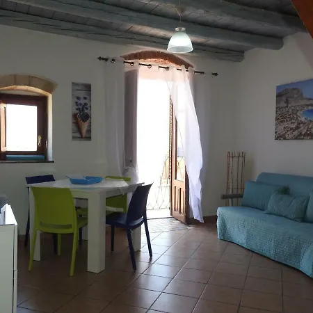 Terrazza Piazzetta Piazza Francesco Crispi Сasa de vacaciones